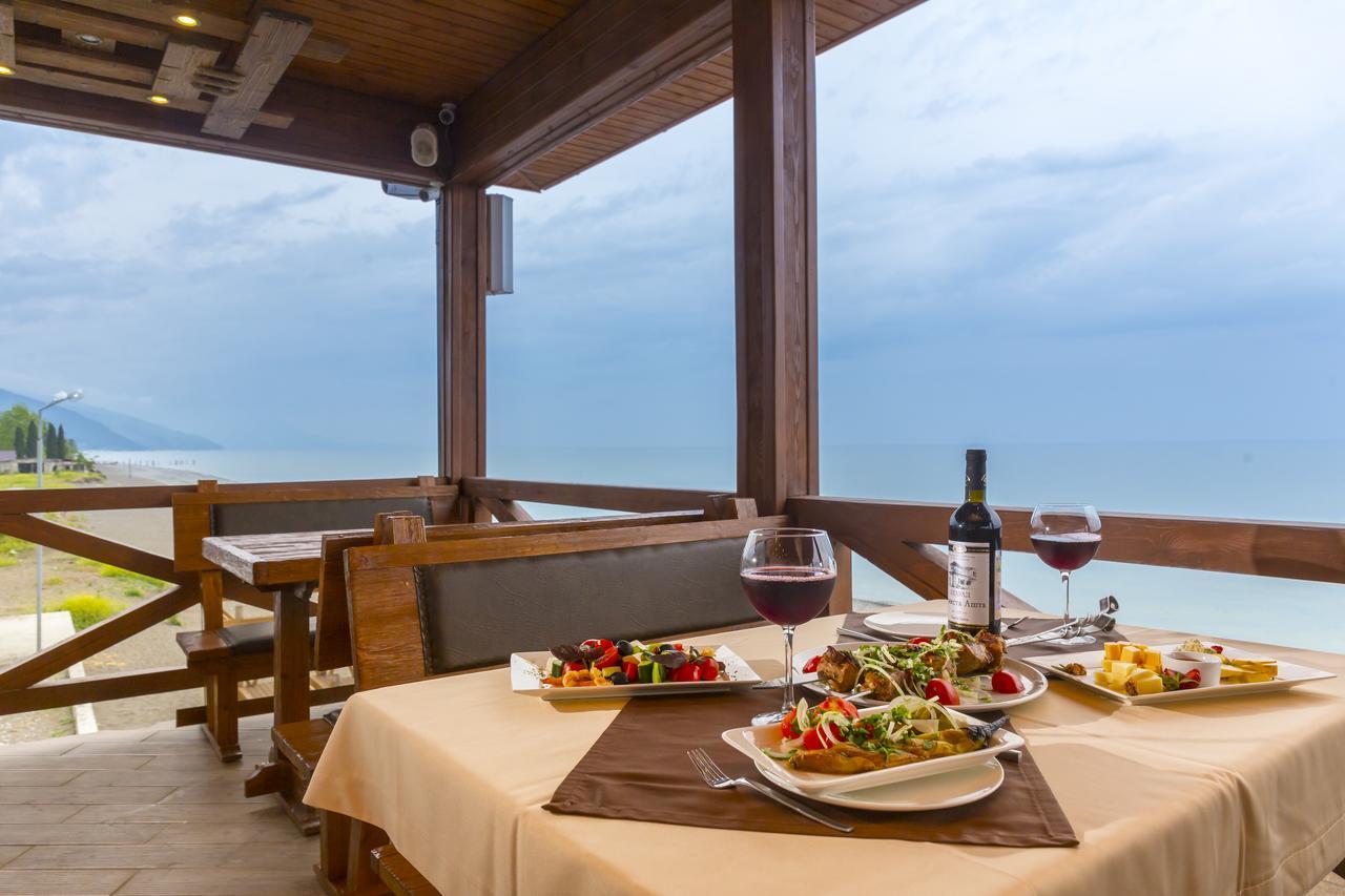 Napra Hotel Gantiadi Kültér fotó
