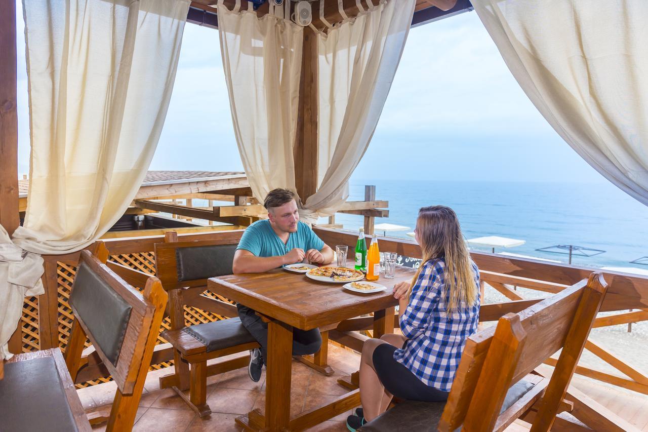 Napra Hotel Gantiadi Kültér fotó