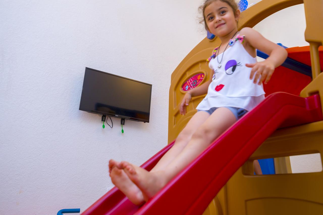 Napra Hotel Gantiadi Kültér fotó