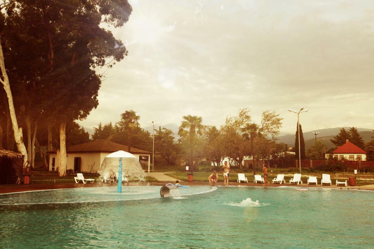 Napra Hotel Gantiadi Kültér fotó