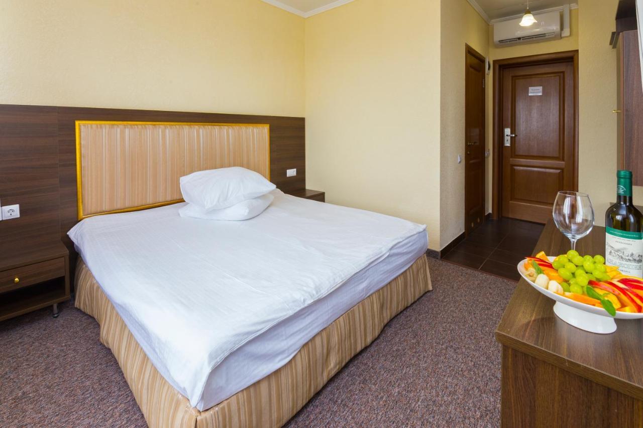 Napra Hotel Gantiadi Kültér fotó